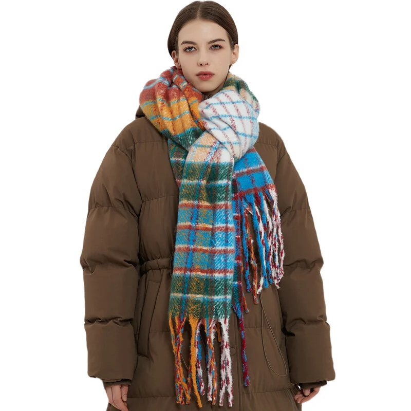 Lange sjaal van imitatiemohair met regenboogruitjesmotief - Winterse dikke, warme sjaal met geruite hals - Exporteur