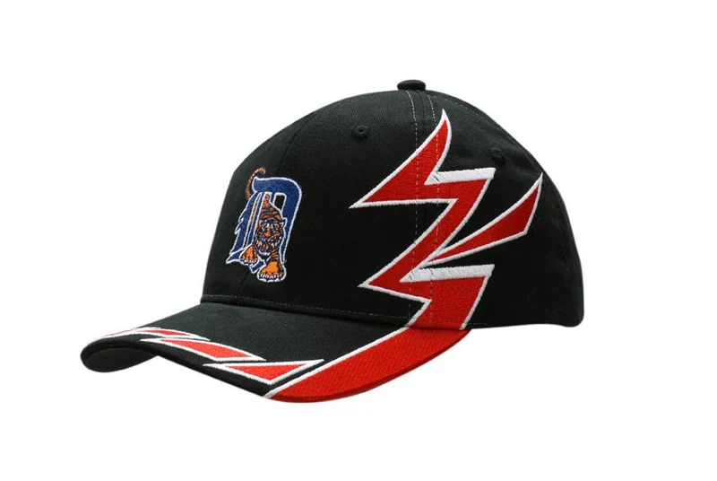 BRUSHED HEAVY COTTON CAP WITH SLASH EMBROIDERY ON CROWN & PEAK