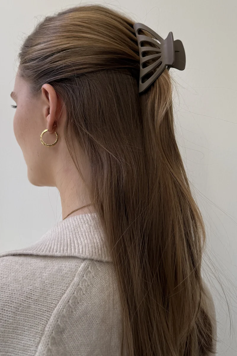 Hollow Claw Clip - Brown
