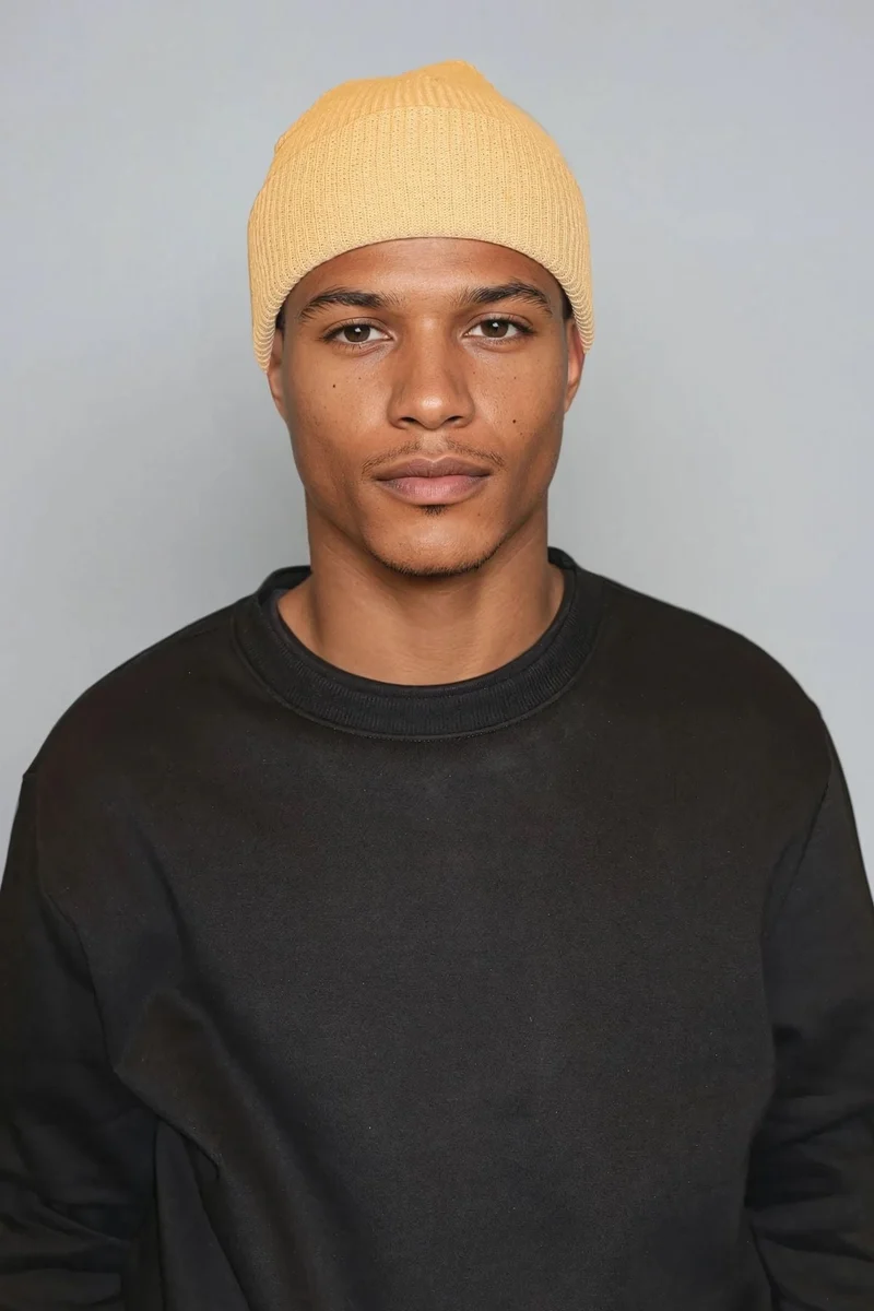Knitted beanie - Dark Beige