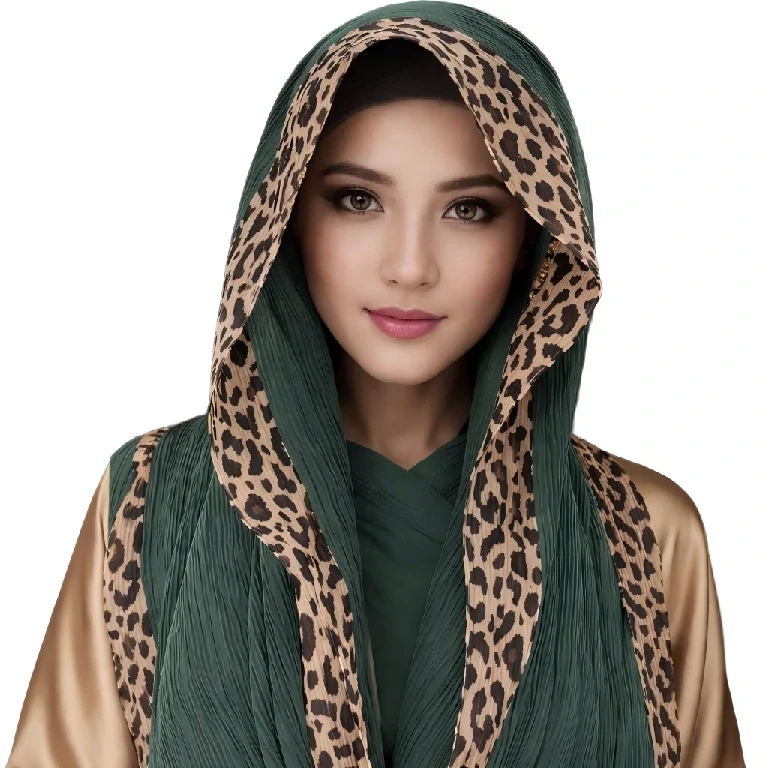 Groothandel dames geplooide sjaal/omslagdoek van chiffon met luipaardprint en rand.