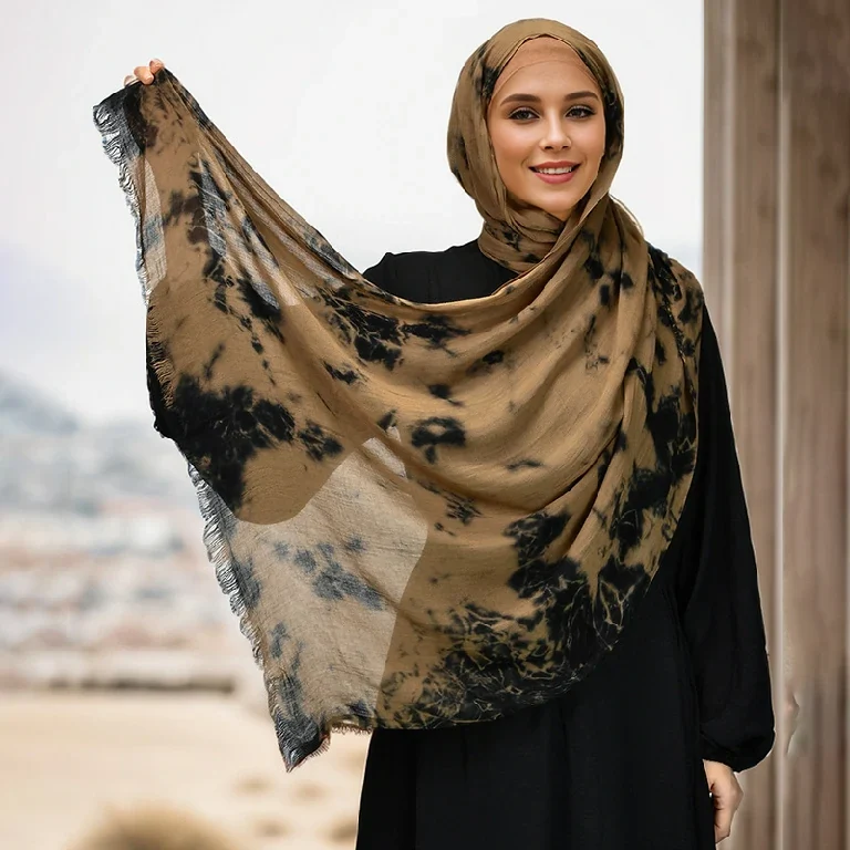 Groothandel Boheemse tie-dye lichtgewicht sjaal met franjes
