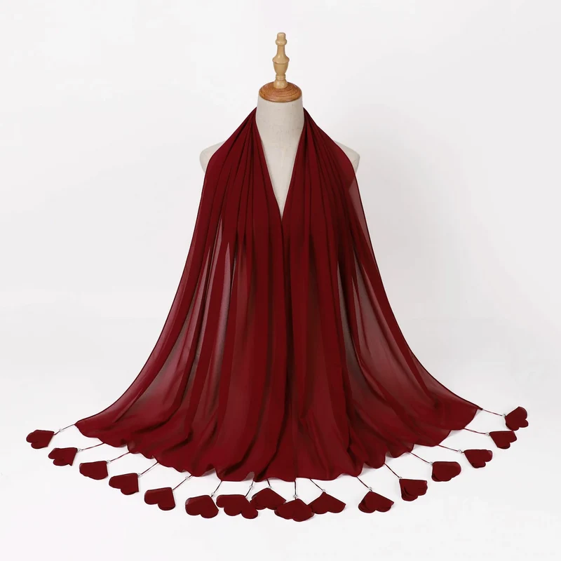 Groothandel in chiffon hijab met parelkwastjes en bloemblaadjesfranjes, lange islamitische sjaal/shawl