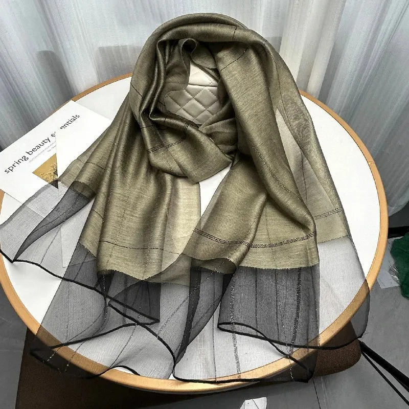 Groothandel in lichtgewicht lurex zijden sjaals voor dames met metallic strepen en een mix van lurex en hijab.