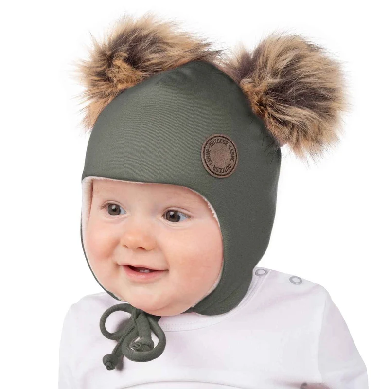 Babymutsje van merinowol: Wikkel je kleintje in een knusse, kaki en groene comfortzone.