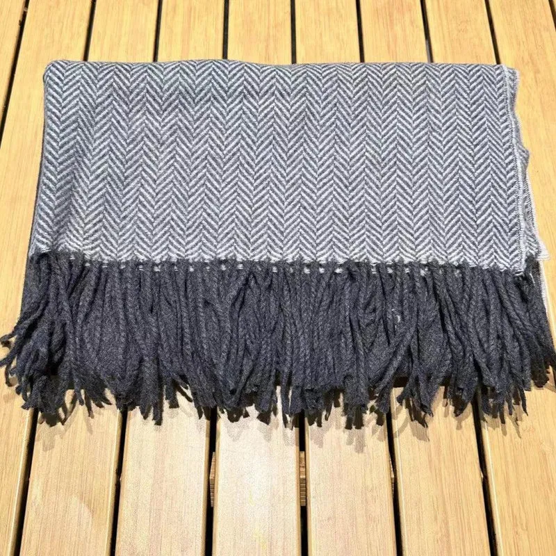 Luxe Splice Sjaal voor Dames: Veelzijdige Lange Sjaal Met Kwastjes Voor Wintermodedealers