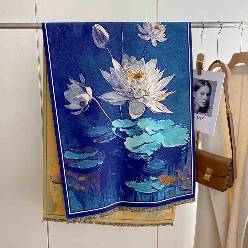 Lotus Pond Moonlight Sjaal - Artistiek ontwerp voor groothandelsdistributeurs