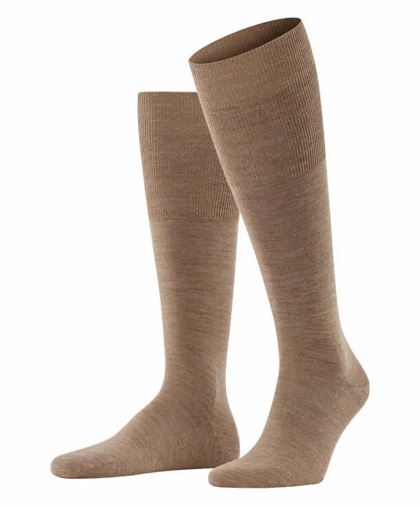 FALKE Airport Heren Kniekous 15435 5410 nutmeg mel