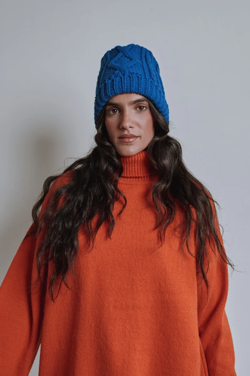 CAPUCINE Unisex Cable Knit Beanie in Merino Wool - Cobalt Blue