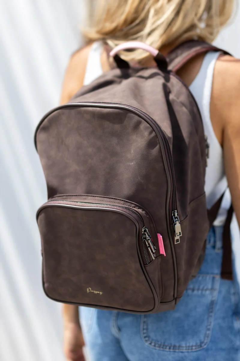 I've got your backpack | Brown | Studio Poespas
