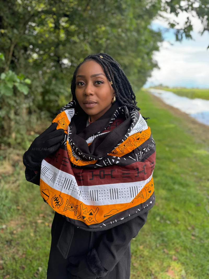 Warme Sjaal met Afrikaanse print Unisex - Donkerbruin / Geel Bogolan Symbols