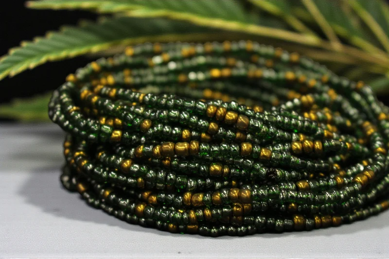 Waist Beads / Afrikaanse Heupketting - AKPATA - Groen (elastisch)