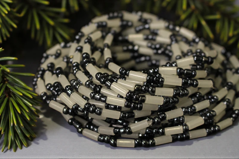 Waist Beads / Afrikaanse Heupketting - OTASOWIE - Grijs (elastisch)
